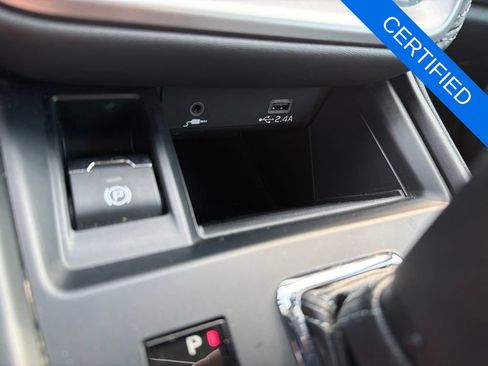 Certified 2024 Subaru Outback AWD/4WD image 17