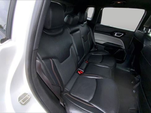 Used 2023 Jeep Compass Limited AWD/4WD image 19