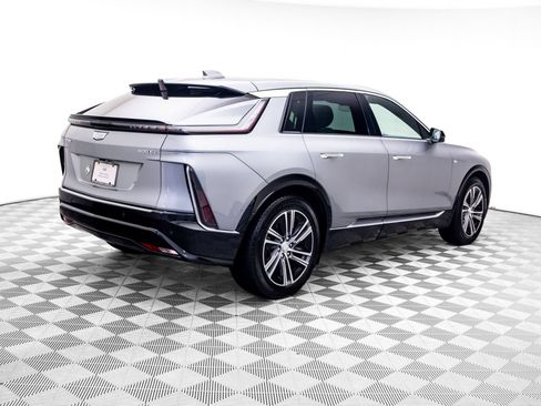 Certified 2024 Cadillac Lyriq Luxury w/ LPO, Floor Liner Package AWD/4WD image 6