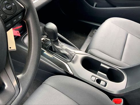 Used 2024 Toyota Corolla LE FWD image 16