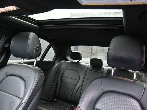 Used 2018 Mercedes-Benz C 300 C 300 image 17