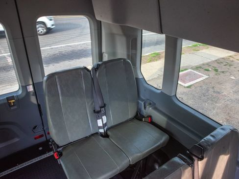 Used 2017 Ford Transit 350 XL RWD image 18