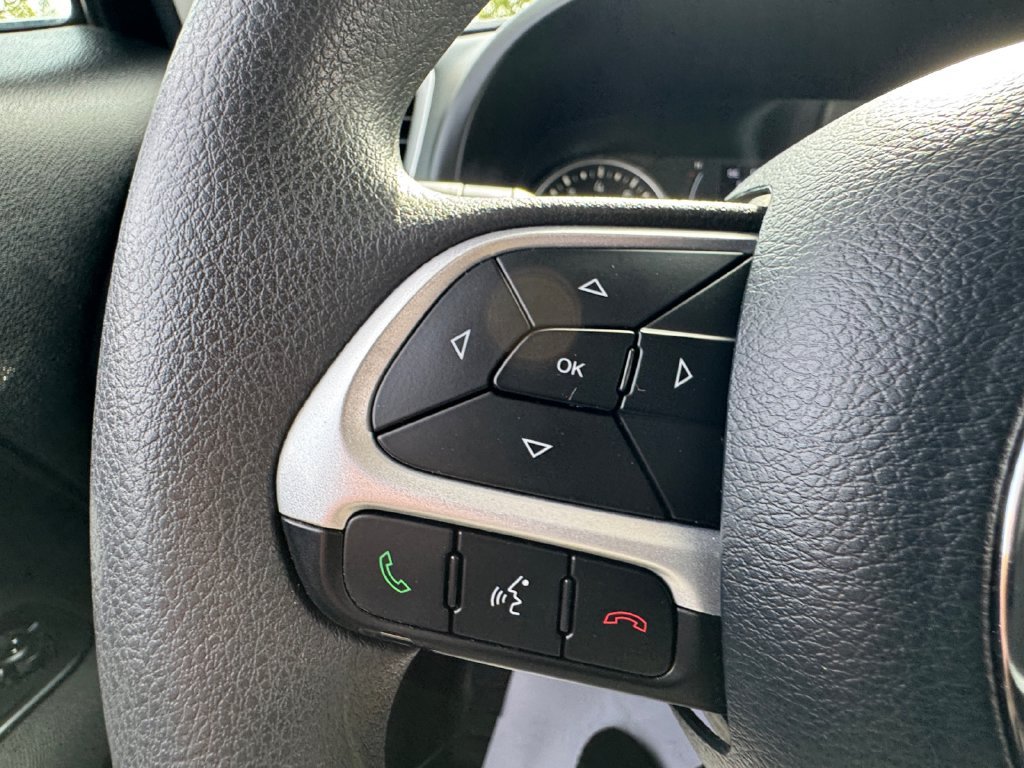 Used 2021 Jeep Renegade Sport AWD/4WD image 14