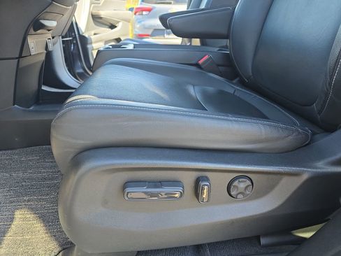 Used 2023 Honda Odyssey EX-L image 31