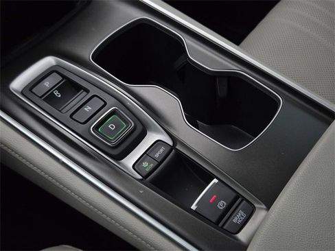 Used 2018 Honda Accord Touring image 23