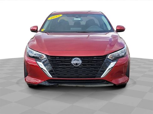 Used 2025 Nissan Sentra SV image 2