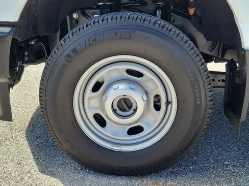 Used 2025 Ford F250 XL w/ 360-Degree Camera Package AWD/4WD image 6