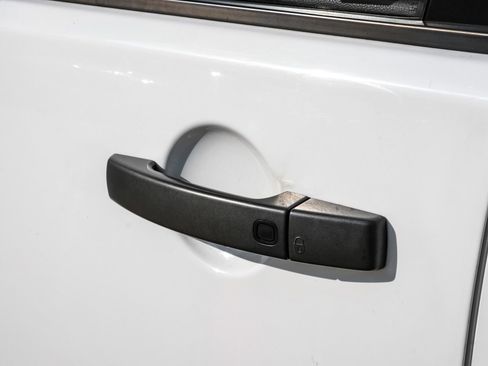 Used 2016 Land Rover LR4 HSE AWD/4WD image 37