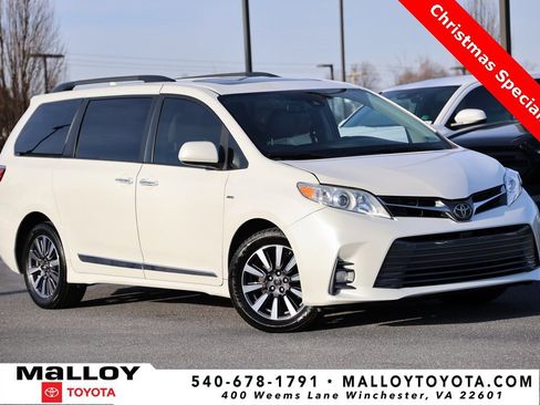 Used 2018 Toyota Sienna XLE image 1