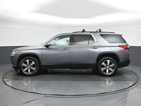 Used 2020 Chevrolet Traverse LT w/ LT Premium Package AWD/4WD image 4