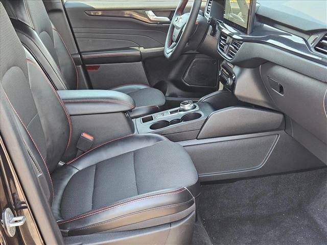 Used 2023 Ford Escape ST-Line w/ Tech Pack #1 AWD/4WD image 21
