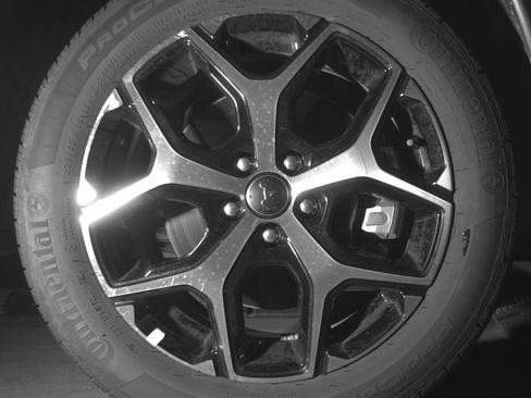 Used 2025 Jeep Compass Limited image 10