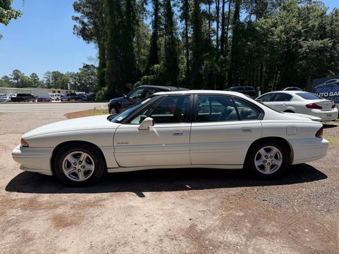 Used 1997 Pontiac Bonneville SSE w/ Opt Pkg FWD image 4