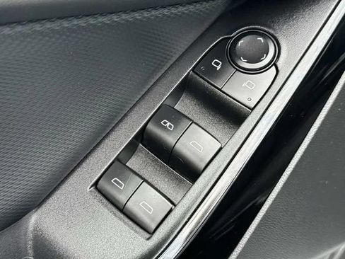 Used 2025 Chevrolet Equinox LT FWD image 28