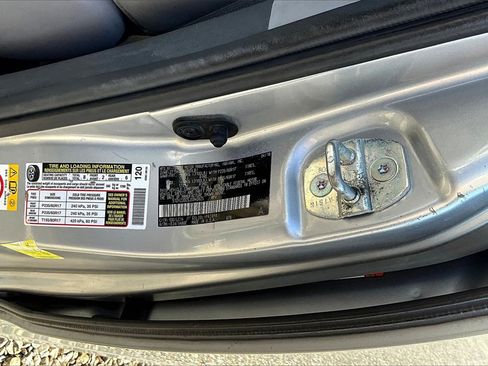 Used 2018 Toyota Sienna XLE image 33