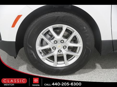 Used 2023 Chevrolet Equinox LS FWD image 21