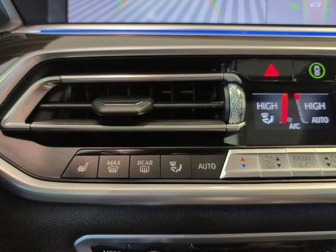 Used 2019 BMW X5 xDrive40i w/ Convenience Package image 25