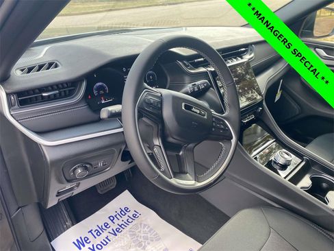 New 2025 Jeep Grand Cherokee Laredo w/ MOPAR Finishing Package image 45