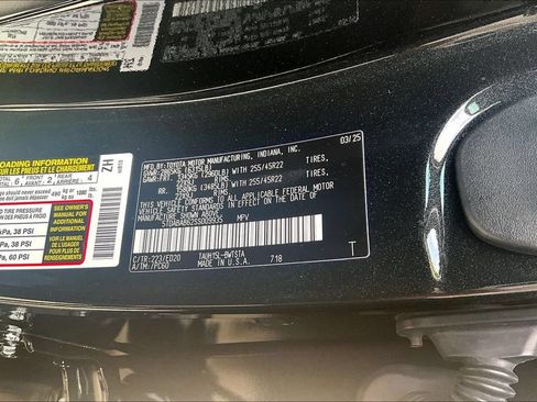 Used 2025 Lexus TX 500h AWD w/ Technology Package image 47