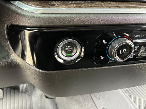 Used 2023 Chevrolet Silverado 1500 RST AWD/4WD image 26