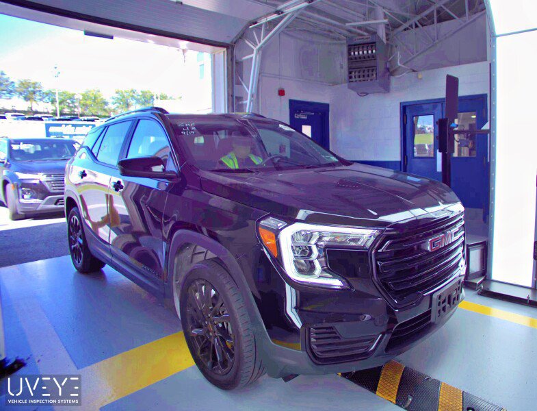 Used 2023 GMC Terrain SLE w/ Driver Convenience Package AWD/4WD image 1