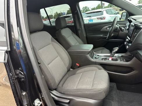 Used 2023 Chevrolet Traverse LT FWD image 26