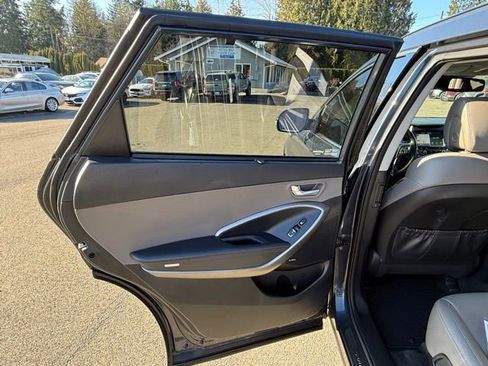 Used 2019 Hyundai Santa Fe XL image 22