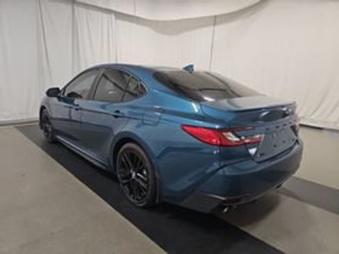 Used 2026 Toyota Camry SE w/ Convenience Package FWD image 6