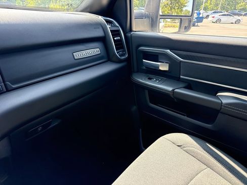 Used 2026 RAM 2500 Big Horn AWD/4WD image 17