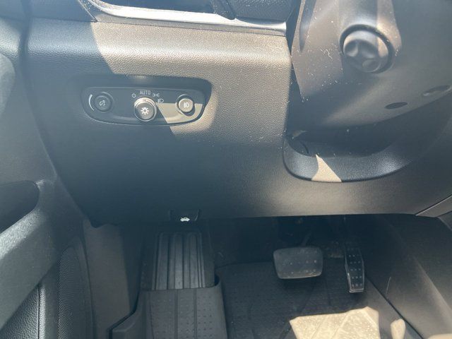 Used 2019 Chevrolet Traverse Premier AWD/4WD image 18