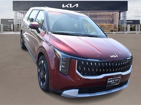 New 2026 Kia Carnival EX image 9
