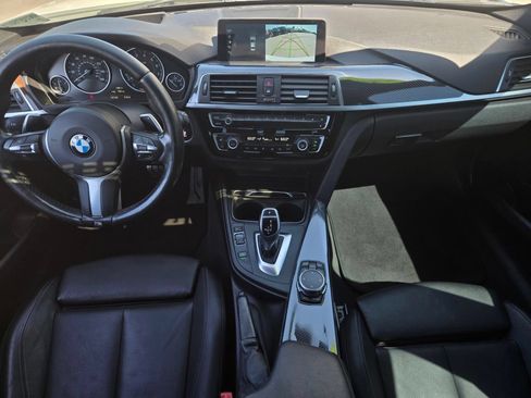 Used 2017 BMW 340i xDrive Sedan w/ Technology Package AWD/4WD image 9