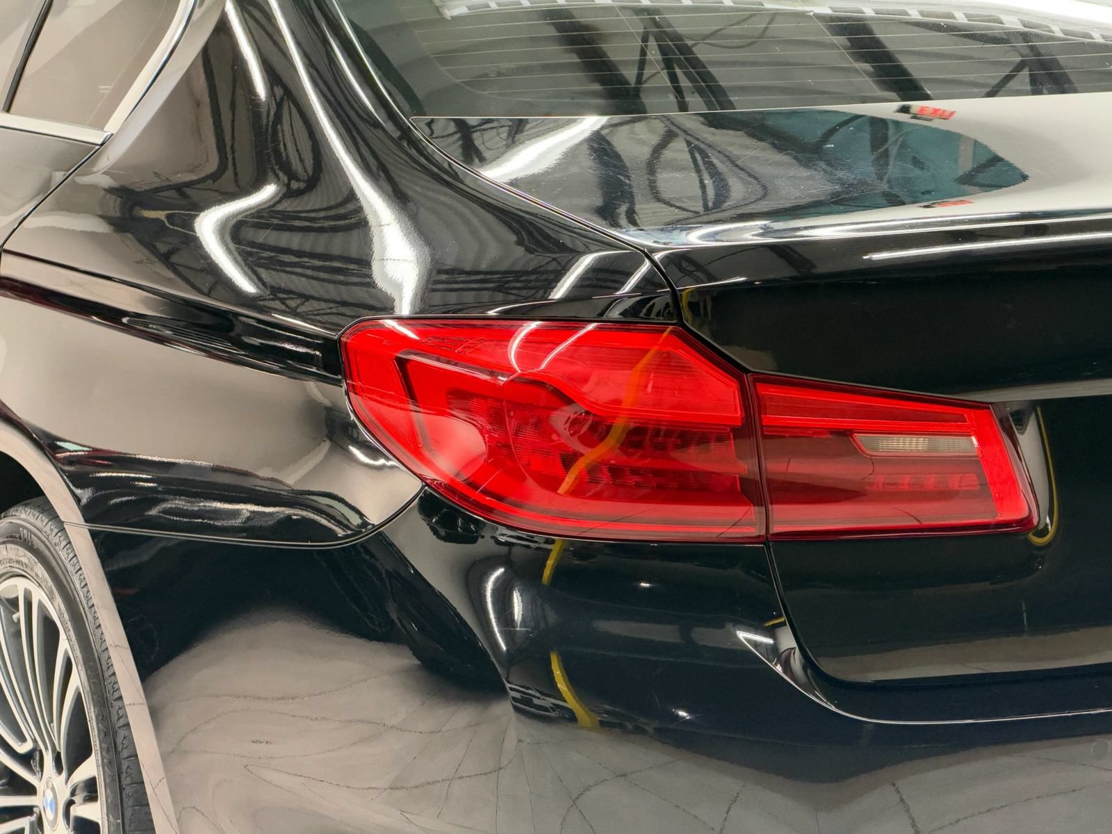 Used 2017 BMW 540i RWD image 12