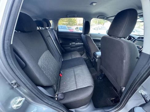 Used 2020 Mitsubishi Outlander Sport SE image 13