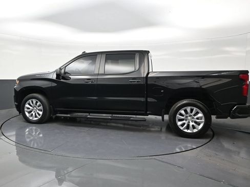 Used 2021 Chevrolet Silverado 1500 Custom RWD image 2