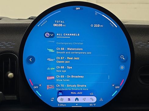 Certified 2025 MINI Cooper 2-Door Hardtop image 17