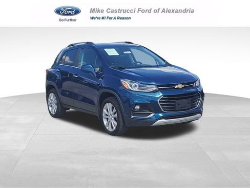 Used 2019 Chevrolet Trax Premier w/ LPO, Protection Package AWD/4WD image 1