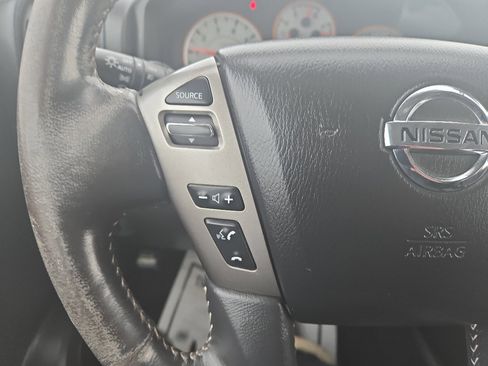 Used 2015 Nissan Titan PRO-4X image 19