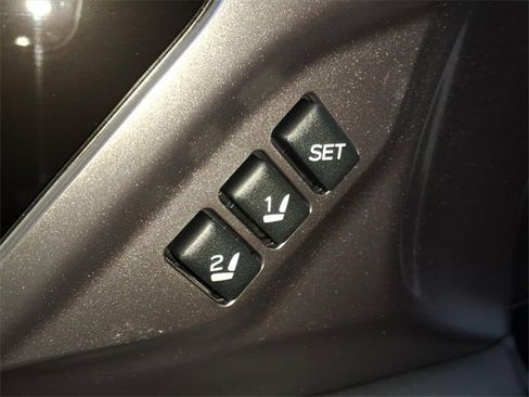 Used 2023 Subaru Outback Limited image 8