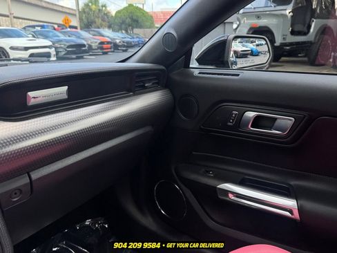 Used 2018 Ford Mustang GT Premium w/ GT Performance Package RWD image 20