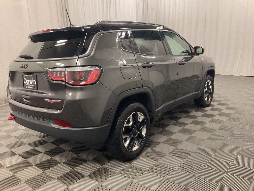 Used 2018 Jeep Compass Trailhawk w/ Navigation Group AWD/4WD image 2