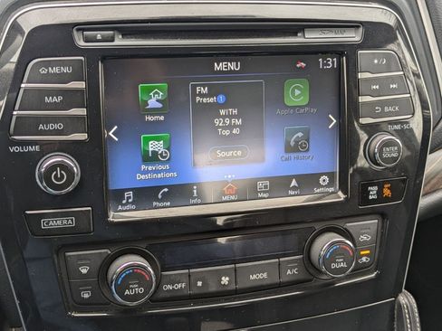 Used 2017 Nissan Maxima Platinum w/ Medallion Package image 30