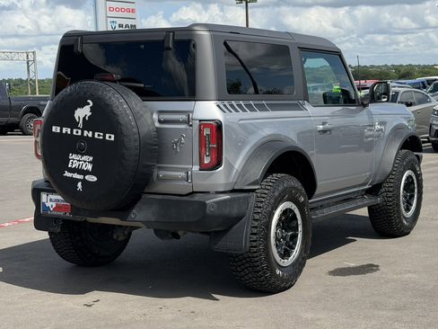 Used 2022 Ford Bronco Outer Banks w/ Sasquatch Package AWD/4WD image 5
