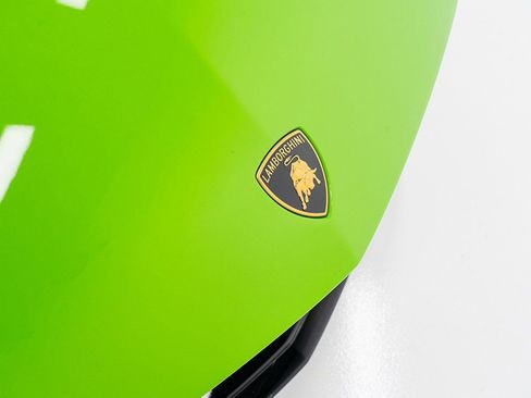 Used 2024 Lamborghini Revuelto AWD/4WD image 37