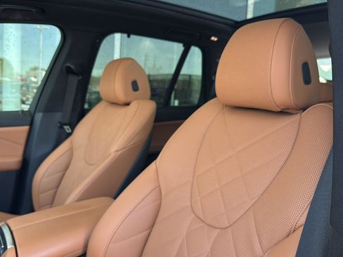 Certified 2024 BMW X5 xDrive40i w/ Premium Package image 25