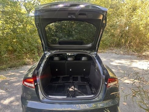 Used 2022 Kia Stinger GT1 image 16