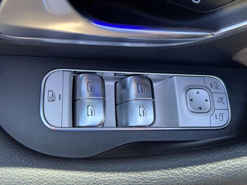 Certified 2025 Mercedes-Benz GLS 450 4MATIC image 15