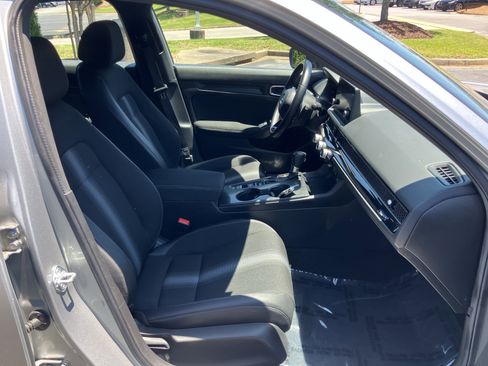 Certified 2025 Honda Civic Sport image 34