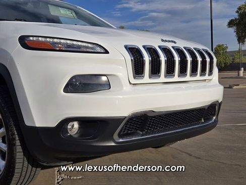 Used 2016 Jeep Cherokee Limited AWD/4WD image 8