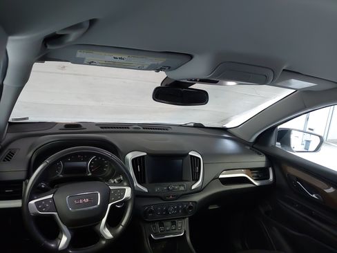 Used 2020 GMC Terrain SLE w/ Driver Convenience Package FWD image 26